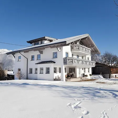 Gastehaus Weber Apartment Oberperfuss