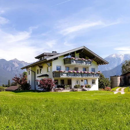 Apartament Gaestehaus Weber *