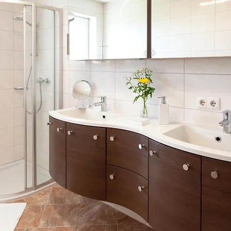 Gaestehaus Weber דירה אוברפרפוס