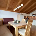 Apartamento Gaestehaus Weber Oberperfuss